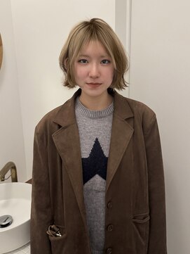 あごラインボブ×ブロンドカラー