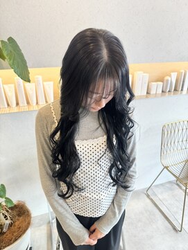 ウタリ(utari) ネイビーグレージュ【難波 桜川/ケアブリーチ】