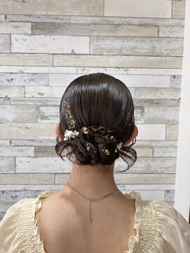 ブルームス アンジュ(Blooms Unge) カチモリヘア