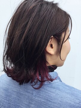 クブヘアー(kubu hair) 《Kubuhair》インナーカラー外ハネボブ