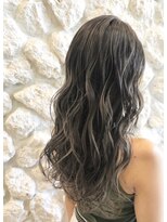 モアナ バイ ヘッドライト 沖縄東崎店(Moana by HEADLIGHT)&nbsp;大人可愛いデジタルパーマ♪オリーブアッシュでイメチェン♪