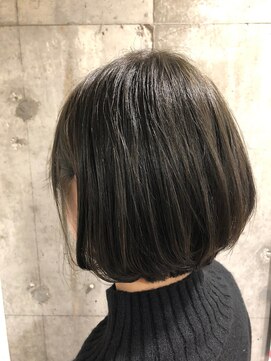 ヘアーアンドメイク ファット(Hair&Make PHAT) ミントアッシュカラーナチュラルボブ20代30代40代