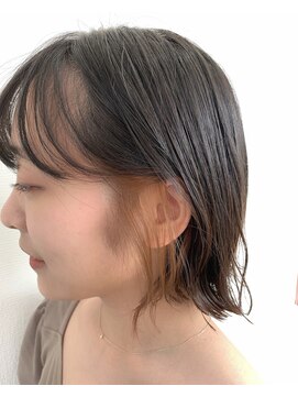 アクト 原宿(ACT) インナーカラー　イヤリングカラー　外ハネボブ