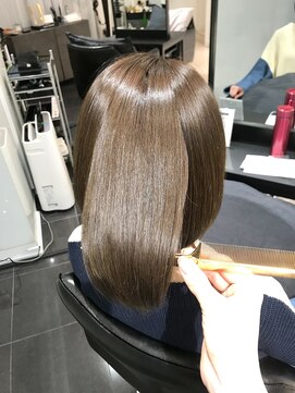 ラブクロムトーキョー オモテサンドウ(LOVECHROME OMOTESANDO) メルティカラー/アッシュベージュ/ブリーチなしカラー