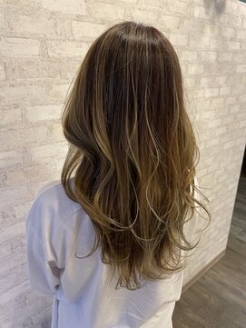 クィーンズゲート和戸店 『ハイライトバレイヤージュ』