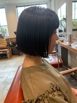 リンネ(Lin'ne) ワンレングスボブ