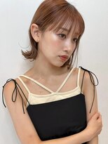 トルネード(TORNADO)&nbsp;シルキーベージュ 外ハネパーマ 切りっぱなしボブ A0419