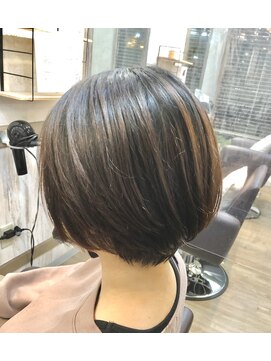 ヘアーリゾートガーデンバイトロント 船橋法典店(Hair Resort Garden by Toronto) ショートボブ