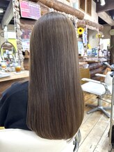 ヘアオブシェーレ(HAIR of Schere) カーキーベージュカラー