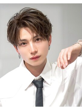 オーシャントーキョー 渋谷神南(OCEAN TOKYO) ツーブロック人気フェザーショートビジネス