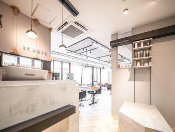 ICONIQ天神店【アイコニック】