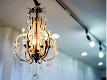 アンティークを基調にした落ち着いた空間です♪