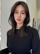 ソヨン 名駅2号店(SOYON)&nbsp;ミディアムレイヤーカット/大人ガーリー/ダークアッシュ/小顔680