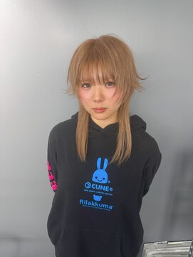 キバ(kva) ▽□□▽ロングウルフ×ミルクティーベージュ