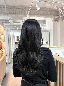 ダークブルーグレージュ