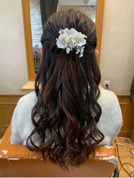 アロマ ヘアー ルーム 新宿店(AROMA hair room) ヘアセット/ウェーブ/ハーフアップ/花冠/結婚式/パーティー/上品
