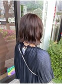 前下がりボブ × ポイントインナーベージュ