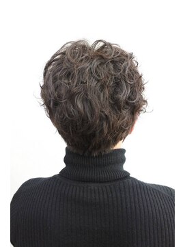 メンズヘアーサロン ツイン ビジネスカジュアル20代30代スパイラルパーマ