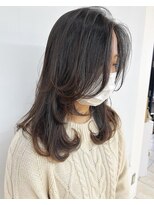 クオリス 上板橋店(QUALIS) 大人レイヤー☆ ワンカール ミディアム ナチュラルブラウン 20代