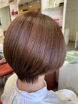 ロマンヤカタ ファース(ROMAN YAKATA fars) ショートボブ　髪質改善トリートメント　白髪ぼかし＠田代４/30