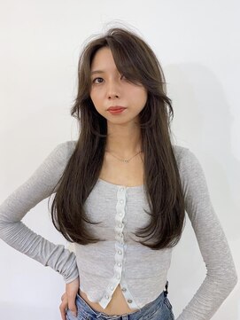 キャンバス バイ ネオリーブ 横浜西口(Canvas by neo.) ワンカールで可愛いレイヤーカット韓国ヘア【横浜】