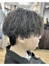 マッシュスタイルのツイストスパイラル.(松戸/柏/メンズパーマ/メンズカット/メンズヘア/フェード)