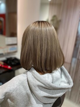 リド 館出店(LIDO) 透明感ベージュカラー