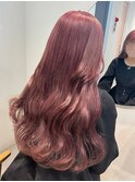 ピンクベージュ