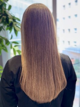 ウノプリール 西梅田ハービスプラザ店(uno pulir)の写真/[大阪＊西梅田駅すぐ]【美髪エステ】トリ-トメントの概念を超えた至極のヘアエステ!究極の美髪を体感できる