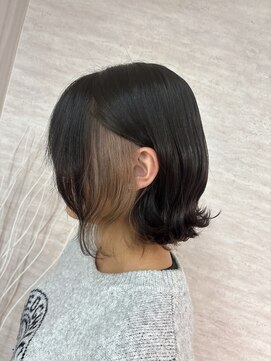 ラビス 池袋(Lovis) 《鳥越》イメチェンヘア/ホワイトブロンド/外はねボブ/韓国/池袋