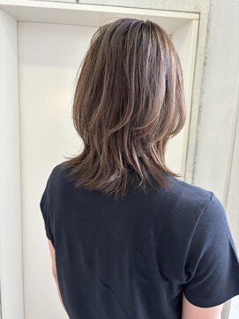 ヘアーデザイン シュシュ(hair design Chou Chou by Yone) ハイライト/バレイヤージュ/白髪ぼかし/レイヤーカット/福岡天神