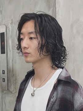 スー 渋谷(suu) メンズロングメンズウルフツイストパーマスパイラルパーマ