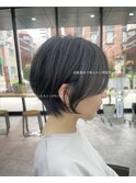 美髪シアーカラーピンクブラウンショートカット切りっぱなしボブ