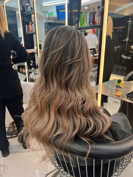 ラピス 渋谷本店(Lapis) Yu-ki ミルクティーベージュバレイヤージュ