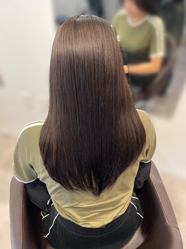 シー(SEA) ブリーチなし！たっぷり透明感オリーブグレージュカラー♪