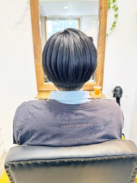 ニューラインギンザ(New-Line 銀座) コンパクト丸みショート