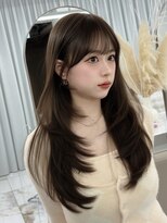 キティー サカエ(kiti SAKAE)&nbsp;ベージュ/レイヤーカット/ハッシュカット/栄