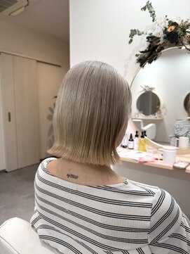 ユヌ(une) une_hairsalon_mika