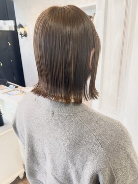 キャアリー(Caary) 福山美容室caary切りっぱなしボブ髪質改善アッシュベージュ30代