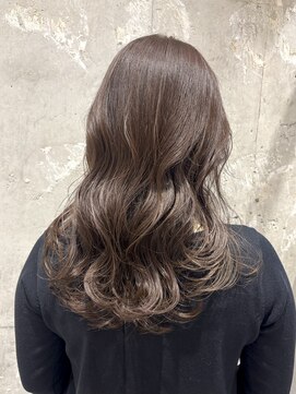 トマト(TOMTO) 【AYUKA】ナチュラルベージュ_透明感カラー_横浜