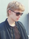 リバースセンターパート刈り上げセンターパートサーフカール
