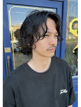 ベルベット(Velvet)の写真/《一人ひとりに合ったメンズデザインを》オーダーメイドのパーマデザインで、理想のヘアスタイルに♪