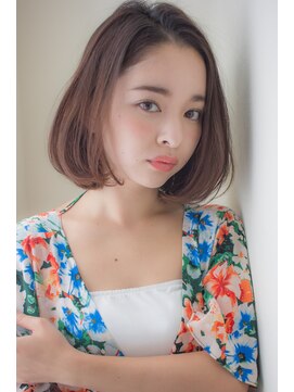 ロンド 銀座(Lond) 【Lond】ナチュラルワンカールボブ スタイル