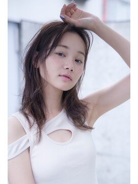 テイラー(Taylor) [Taylor]  ☆ナチュラルブラウンx素髪ロング