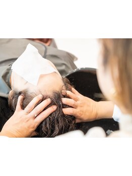 【半個室ブース完備/スパニスト在籍】日々の疲れを癒す贅沢なリラックスタイム♪極上ヘッドスパコース