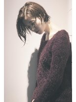 ココ 本八幡(KOKO)&nbsp;黒髪クラゲヘアーオリーブグレー小顔ココアベージュショート