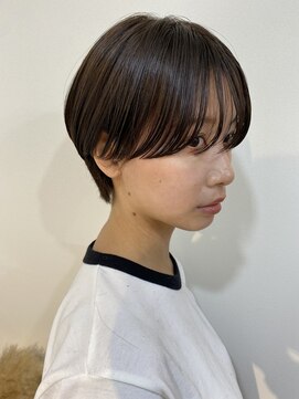 イオエ(ioe) イメチェン/外ハネボブ/ワイドバング/ブルーブラック/美髪