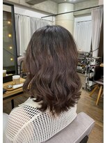 ヘアアンドメイク スタジオ ミムロ(HAIR&MAKE STUDIO MIMURO)&nbsp;ミディアムレイヤー・外ハネくびれ巻き