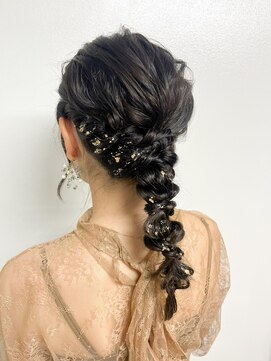 バブルス 新所沢店(BUBBLES) 金粉で華やかアレンジ