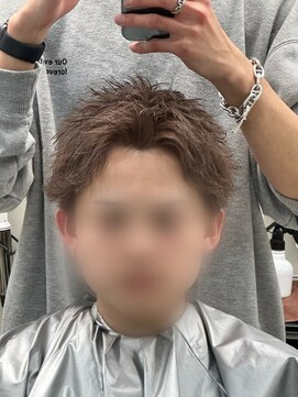 アルマフォー(Alma four) スパイキーショート